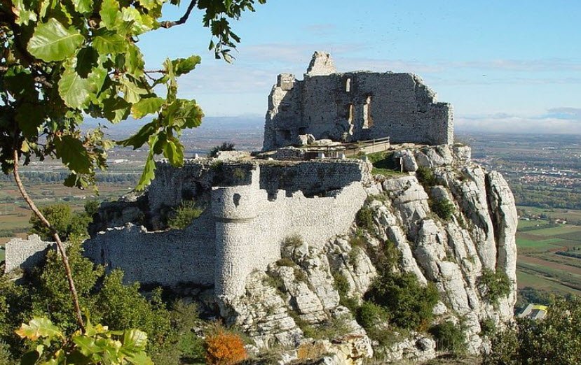 Castillo de Crussol, Saint-Péray, France, France
